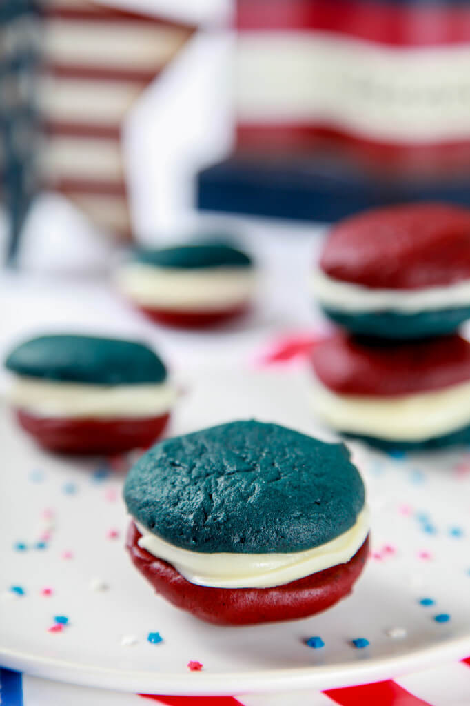 memorial day whoopie pies