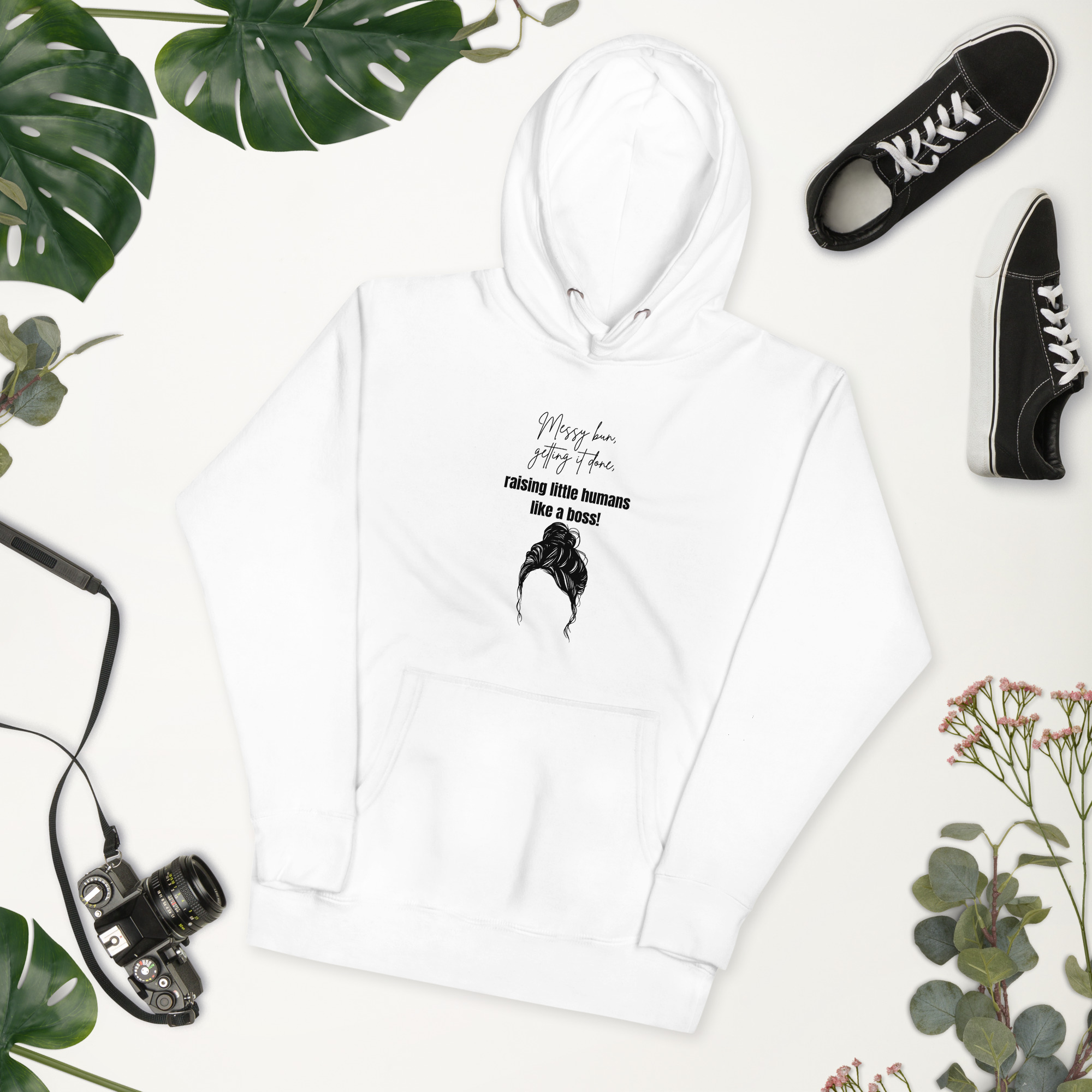 graphic mom tee