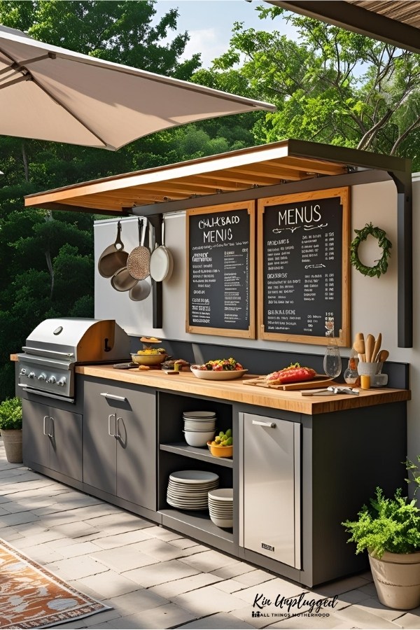 BACKYARD KITCHEN DESIGNS
